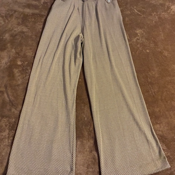 Wide Leg Patterned Pants - Picture 2 of 4